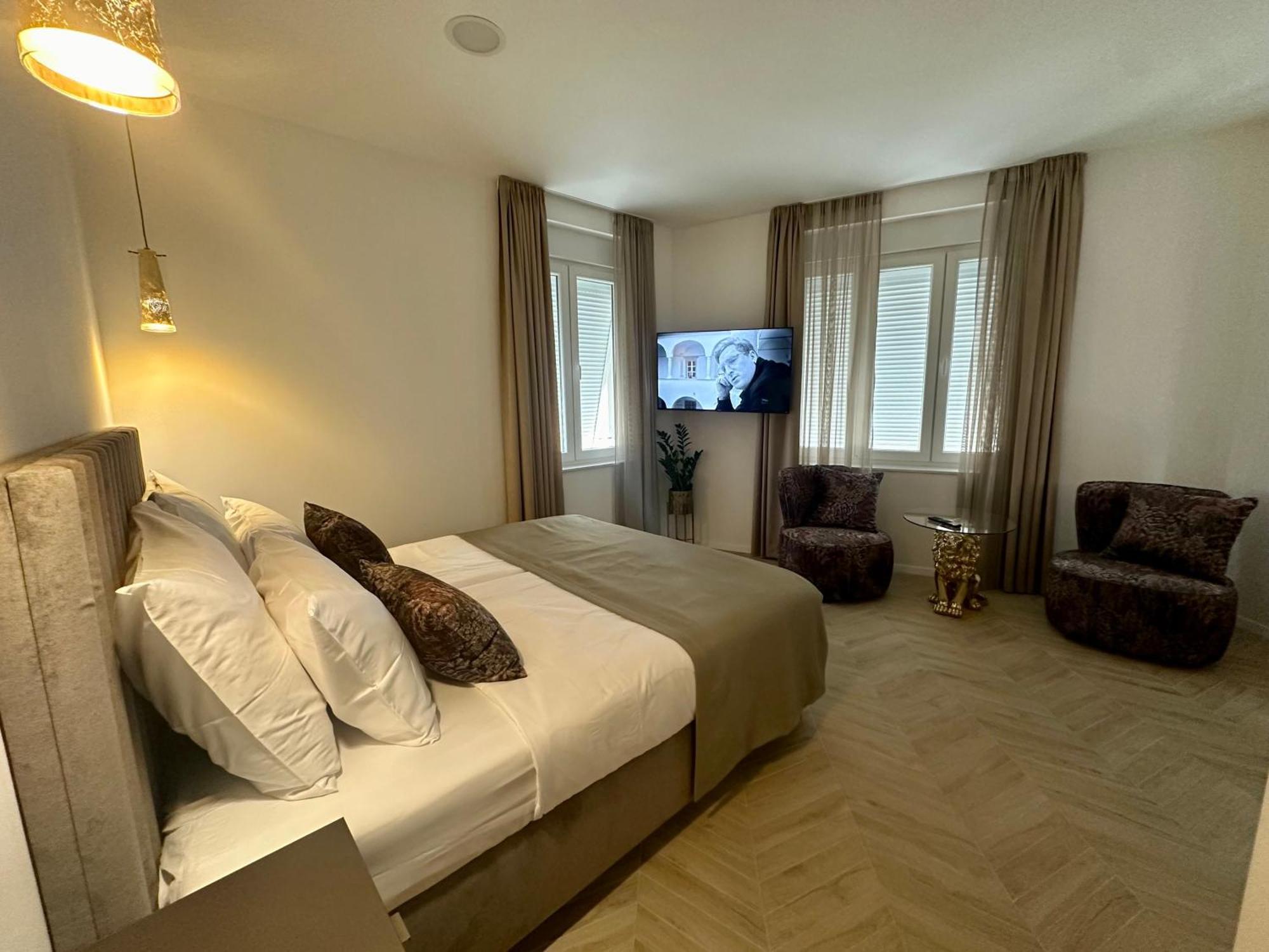 Mariani Luxury Rooms In Center Split Zewnętrze zdjęcie